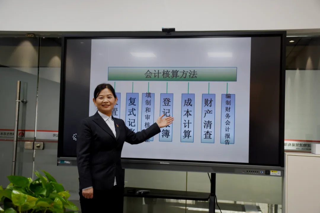十年忠誠(chéng)人物 |? 劉莉萍：專(zhuān)注工作塑匠心